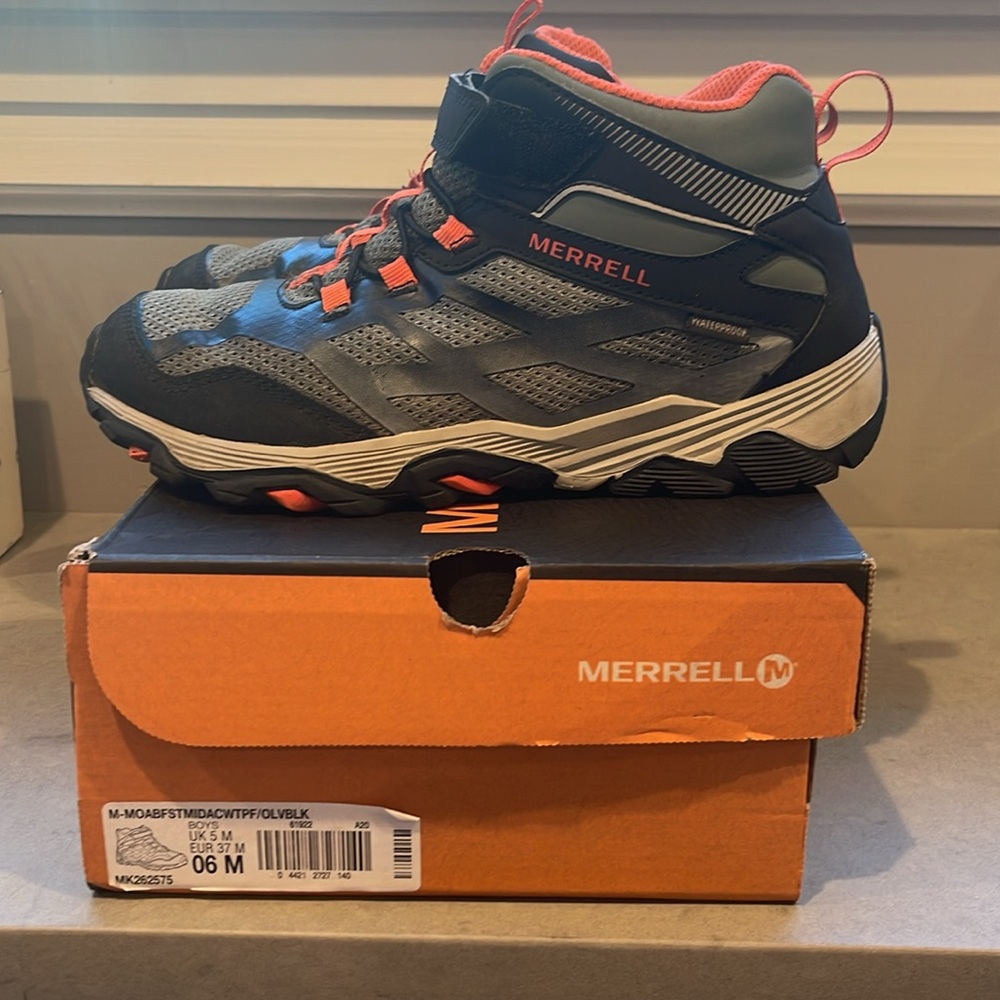 Merrell kids hiking boots